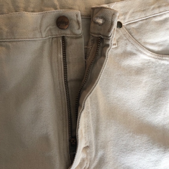 Men's Wrangler Beige Straight-Leg Jeans - Classic Casual 
Size 36x30
EUC - Picture 11 of 11